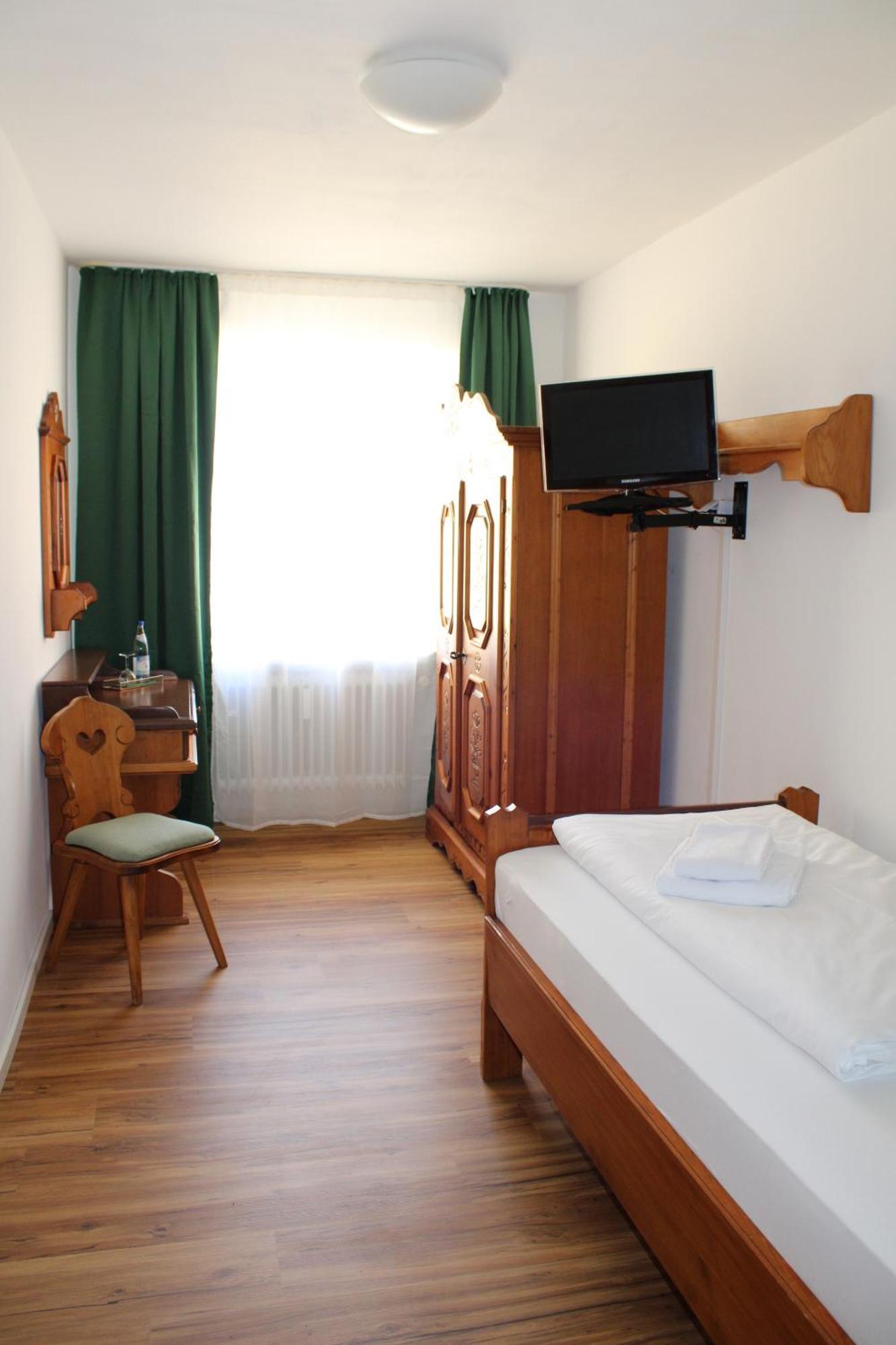 Gasthof Wolferstetter Vilshofen an der Donau Habitación foto