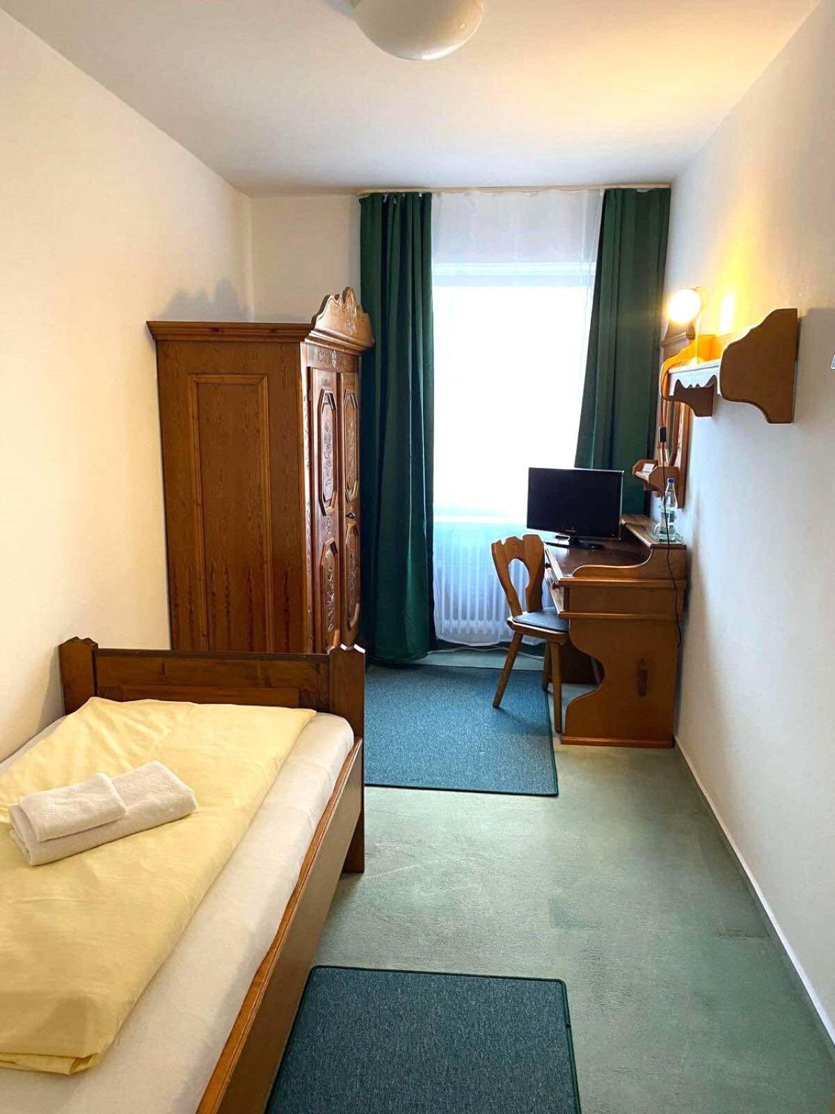 Gasthof Wolferstetter Vilshofen an der Donau Habitación foto